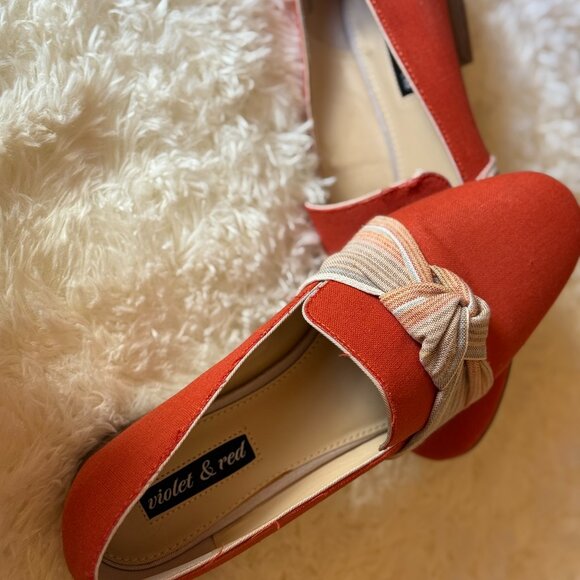 Violet & Red Terracotta Canvas Loafers w/ Bow Accent – Size 8 - Picture 2 of 5